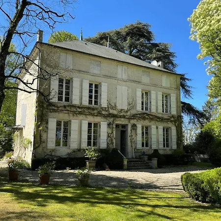 Villa Domaine D'exception A 15mn D'angouleme - Piscine
