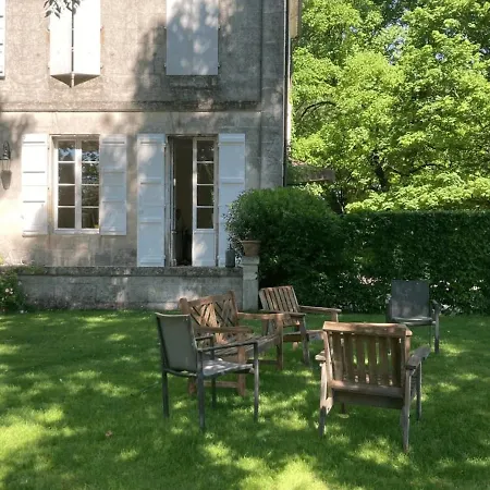 Domaine D'exception A 15mn D'angouleme - Piscine Villa